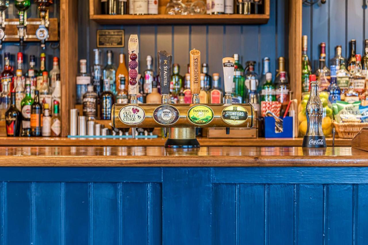 Charlcombe Inn Kelston ภายนอก รูปภาพ